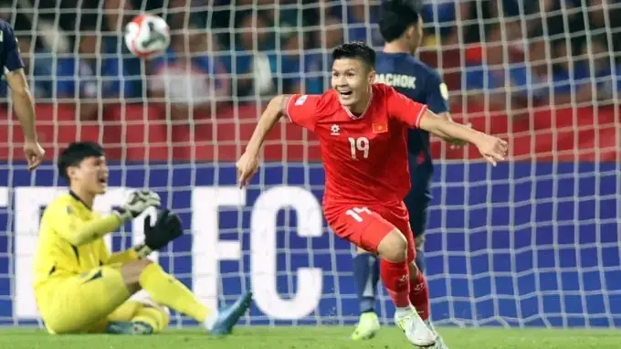 Cơ hội ghi điểm cuối cho các ứng viên bóng vàng